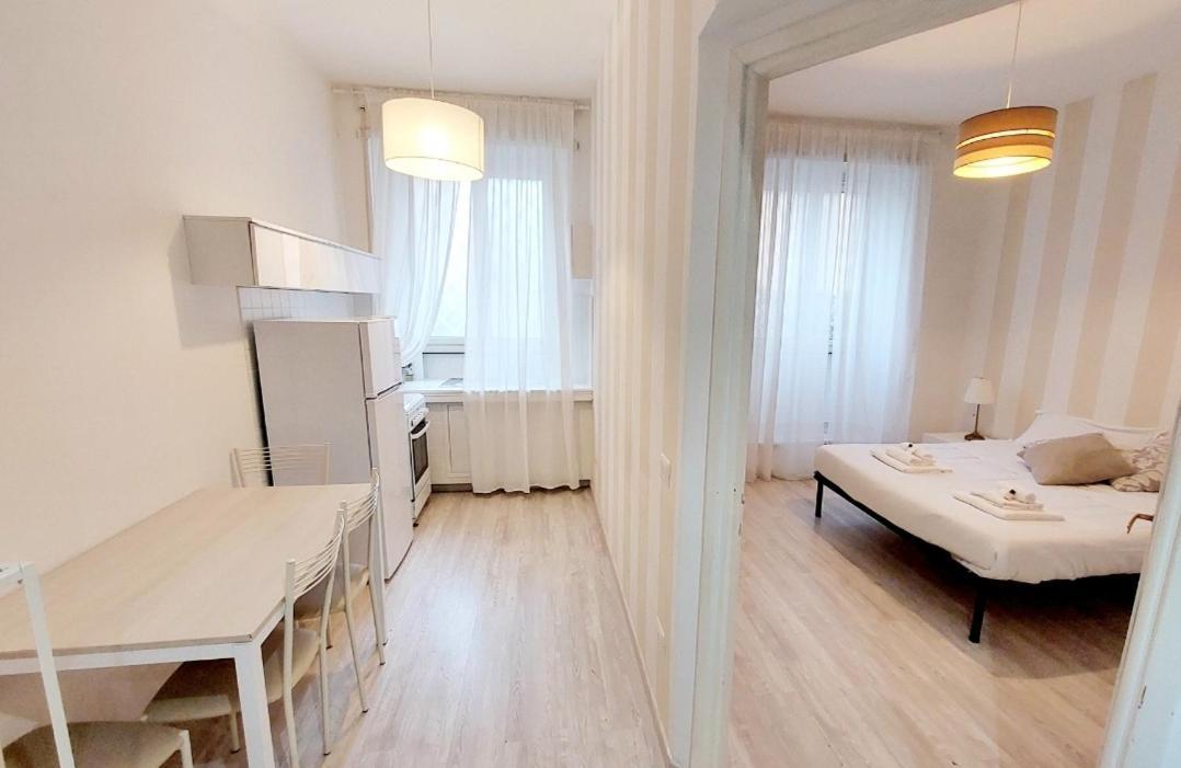 Bbhome Stylish Gold Apartment Near Trastevere Station Rzym Zewnętrze zdjęcie