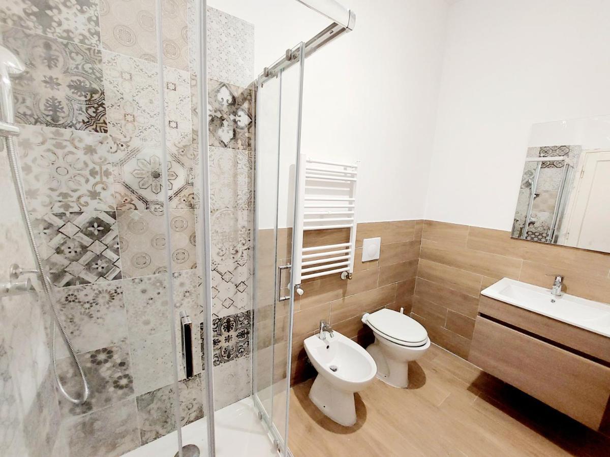 Bbhome Stylish Gold Apartment Near Trastevere Station Rzym Zewnętrze zdjęcie